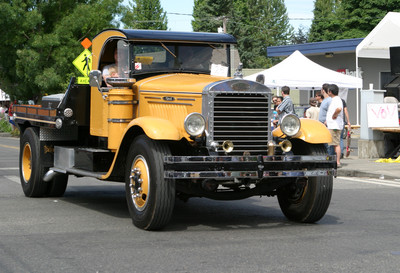 20504 Classic Car Parade