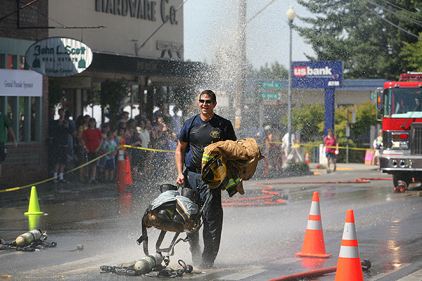 8889_Firefighter_Challenge_2007