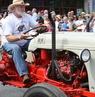8010 Festival 2007 Grand Parade