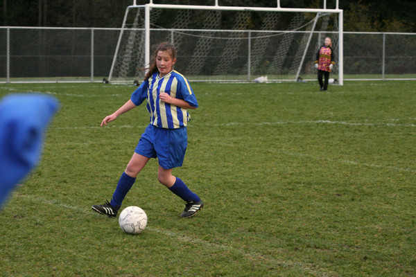 4141_McM_Girls_Soccer_v_Showalter_12112006
