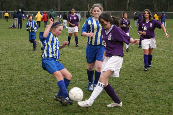 4193_McM_Girls_Soccer_v_Showalter_12112006