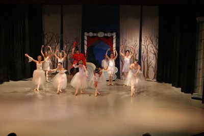 1543Nutcracker Sat