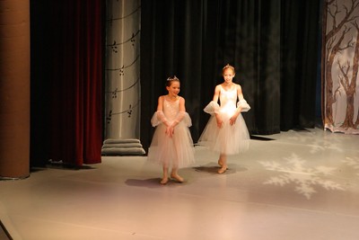 1546Nutcracker Sat