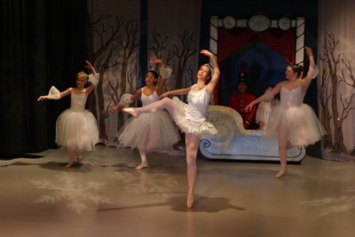 1559Nutcracker Sat