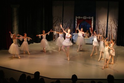 1563Nutcracker Sat