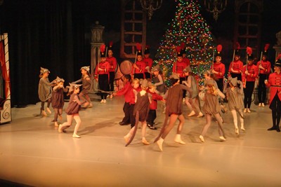 1830Nutcracker Sun