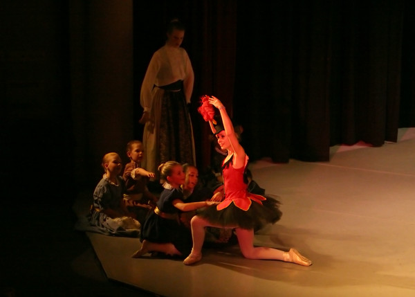 2757 Nutcracker 2007