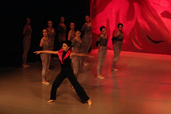 1243 the Black Gloves 101908