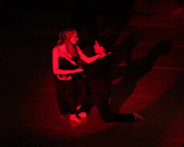 1274 the Black Gloves 101908
