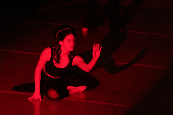 1294 the Black Gloves 101908