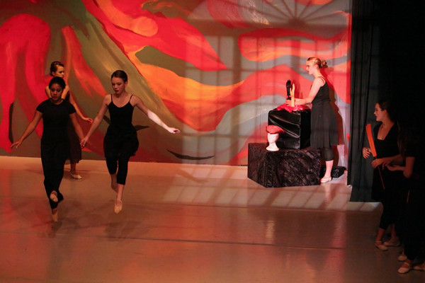 1326 the Black Gloves 101908