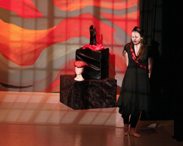 1333 the Black Gloves 101908