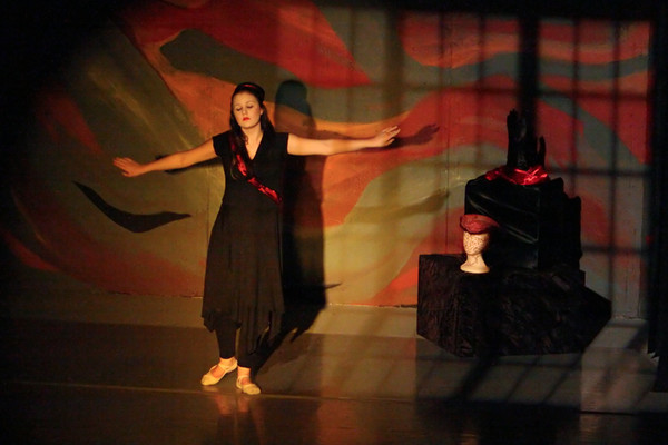 1383 the Black Gloves 101908