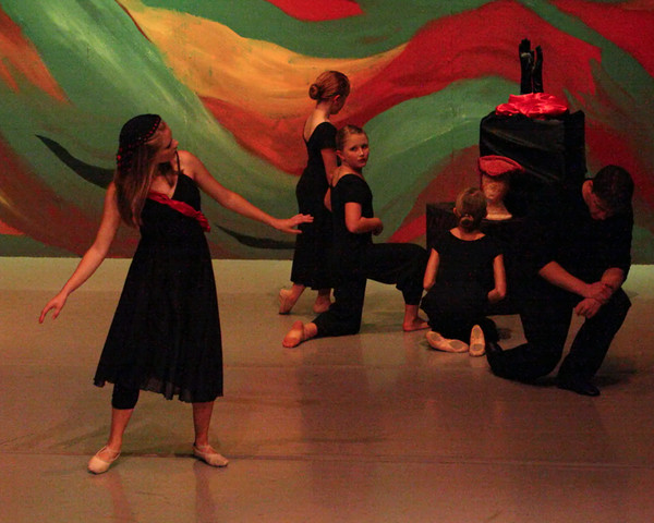 1625 the Black Gloves 101908