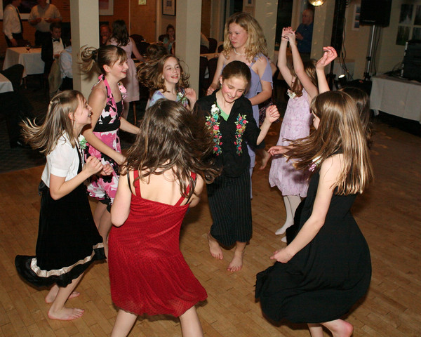 2355_Father-Daughter_Dance_2008