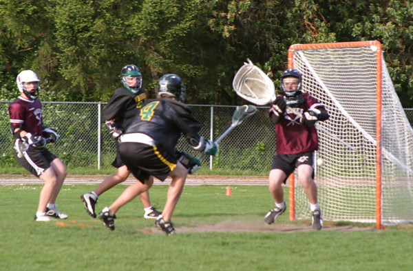 2401 Vultures v S Kitsap 051804