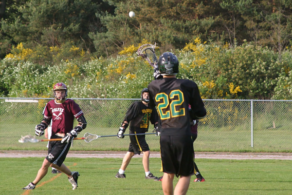 2416 Vultures v S Kitsap 051804