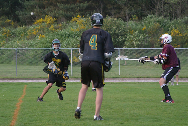2439 Vultures v S Kitsap 051804