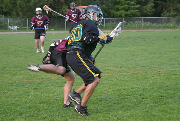 2441 Vultures v S Kitsap 051804