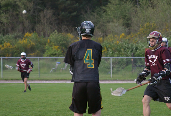 2445 Vultures v S Kitsap 051804