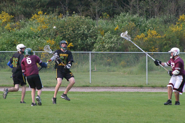 2455 Vultures v S Kitsap 051804