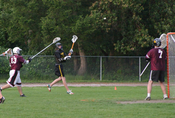 2468 Vultures v S Kitsap 051804