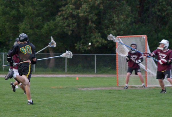 2480 Vultures v S Kitsap 051804