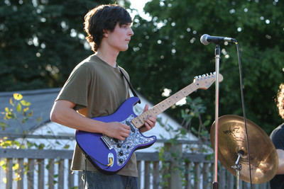 1686 the Sound Band returns