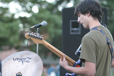 2082 the Sound Band returns