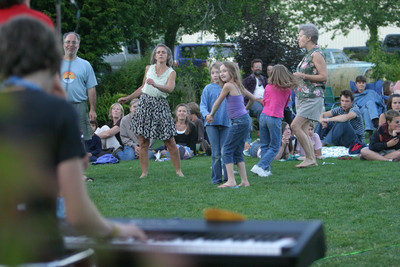 2087 the Sound Band returns