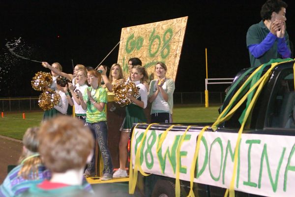 20060 VHS Homecoming 05