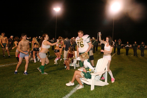 0271 VHS Homecoming 2006