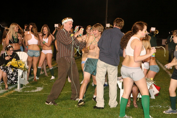0274 VHS Homecoming 2006