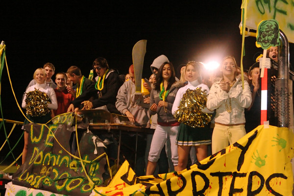 0329 VHS Homecoming 2006