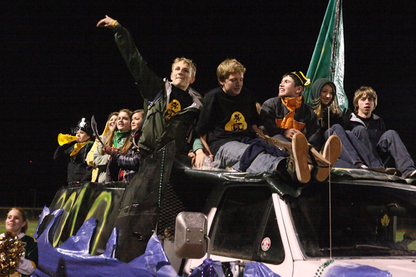10200 VHS Homecoming 2007 Halftime Parade