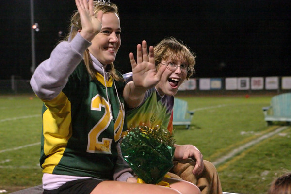 10161_VHS_Homecoming_2007_Homecoming_Court