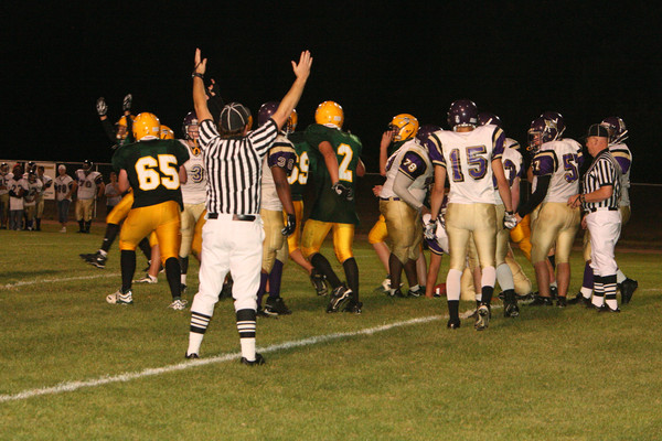 0889_Pirate_Football_v_Highline_083107