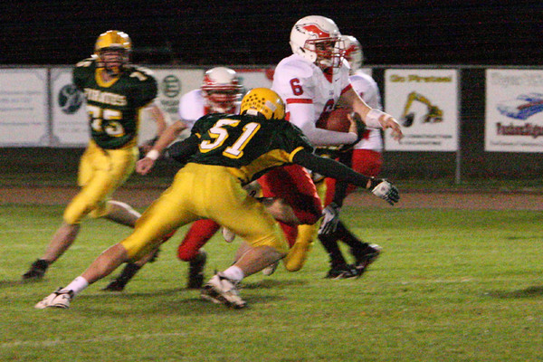 19511_VHS_Football_v_Life_Christian_101008