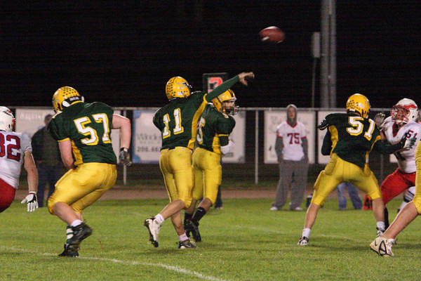19685_VHS_Football_v_Life_Christian_101008