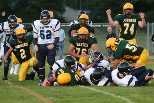 20139_VHS_Football_v_Sultan_090508
